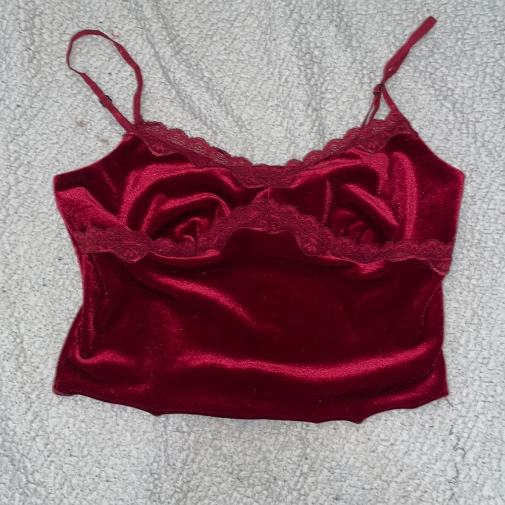 Red lace croptop from SHEIN